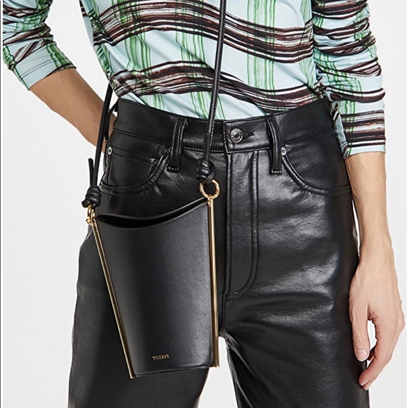 YUZEFI pitta shoulder bag in Black. - Picture 5 of 5